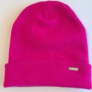Steve Madden One Size Magenta Pink Beanie Cozy Soft